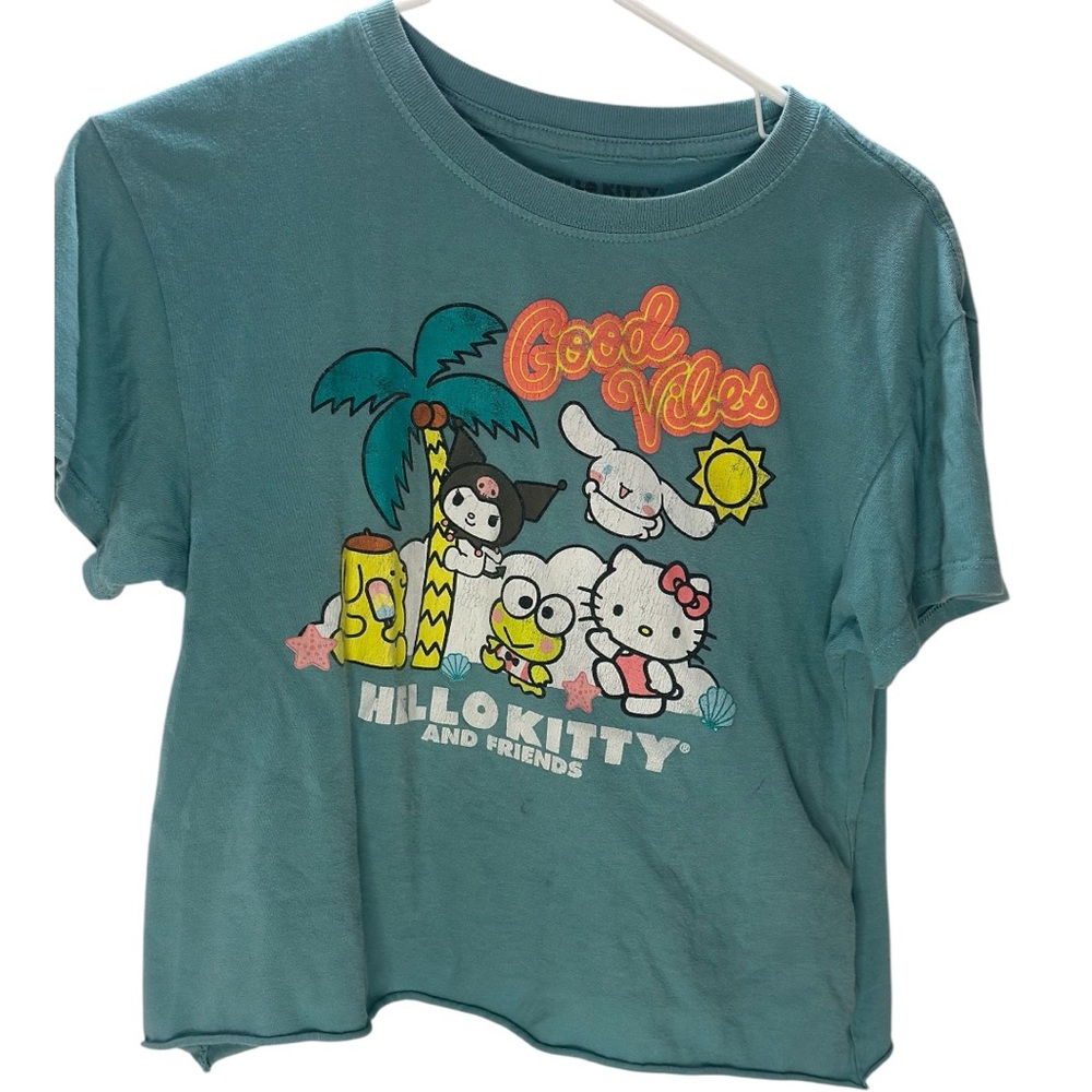 Hello Kitty & Friends “Good Vibes” Graphic Tee – Sanrio Aesthetic